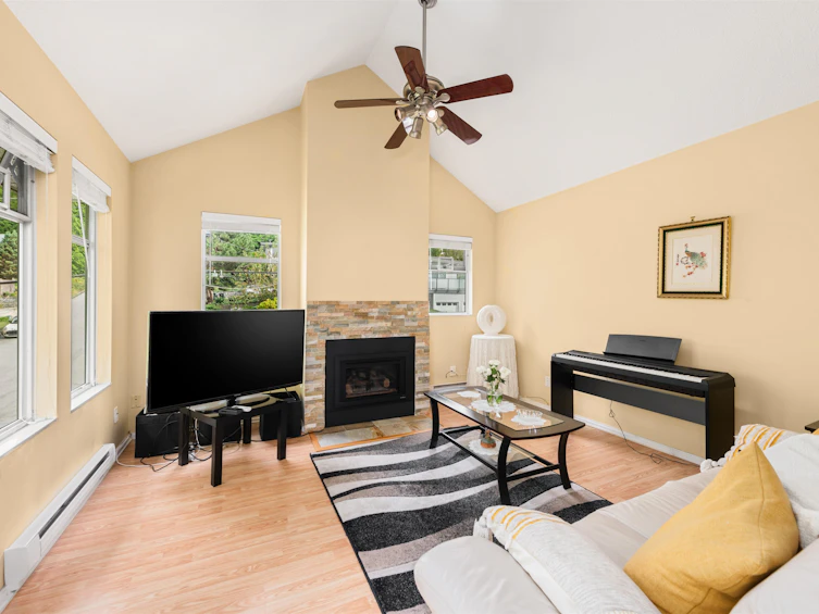 401-5335 Hastings Street, Burnaby, BC, V5B 1P9 - 4