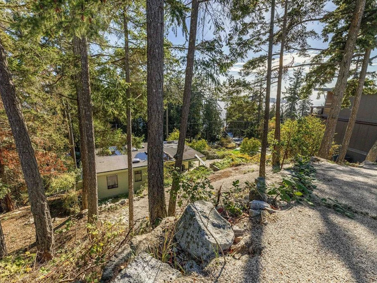 5910 Sunshine Coast Highway, Sechelt, BC, V0N 3A0 - 32