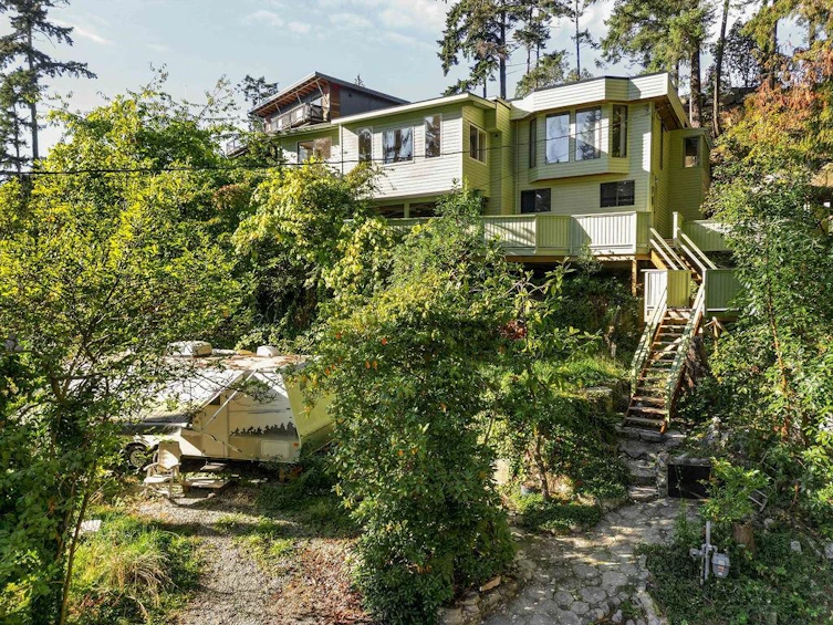 5910 Sunshine Coast Highway, Sechelt, BC, V0N 3A0 - 3