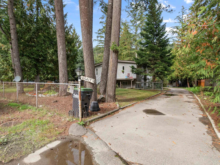 65417 Kawkawa Lake Road, Hope, BC, V0X 1L1 - 36