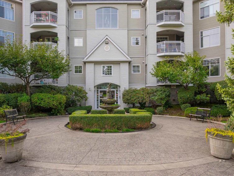 205-5677 208 Street, Langley, BC, V3A 8J5 - 3