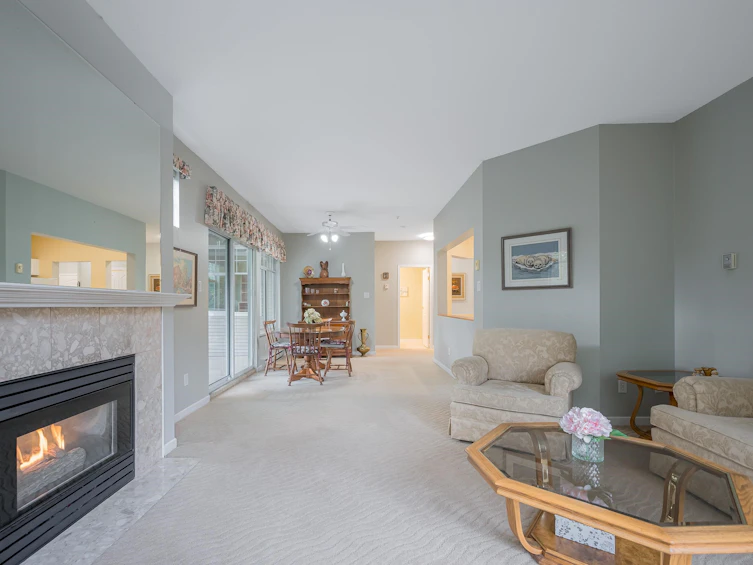 205-5677 208 Street, Langley, BC, V3A 8J5 - 8