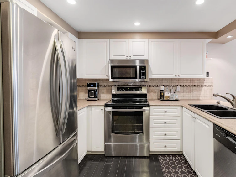 106-1650 Grant Avenue, Port Coquitlam, BC, V3B 1P3 - 2