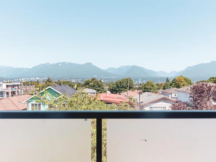 2948 E 3rd Avenue, Vancouver, BC, V5M 1H8 - 27