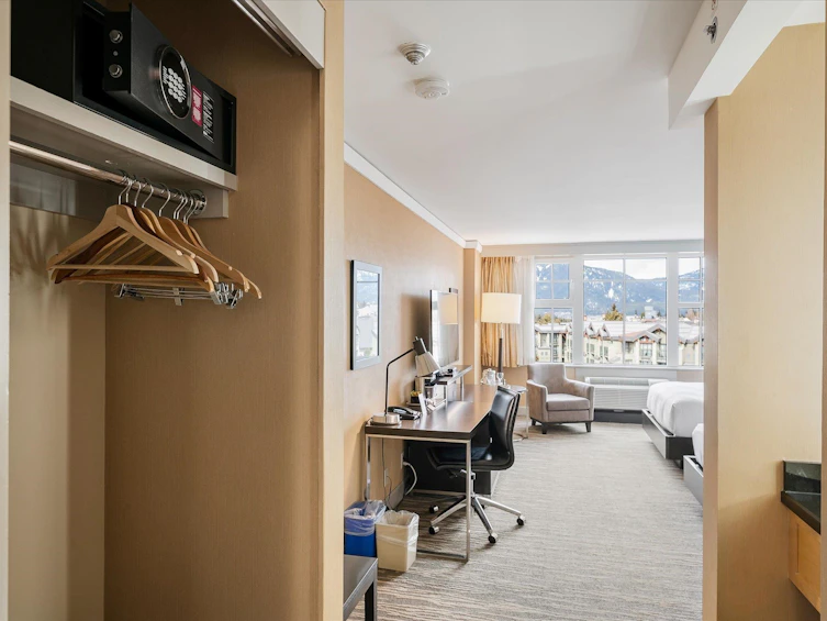 725/727-4050 Whistler Way, Whistler, BC, V8E 1H9 - 10