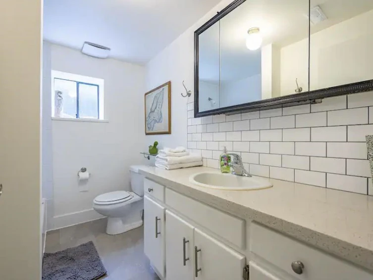 1917 E 1st Avenue, Vancouver, BC, V5N 1B3 - 12