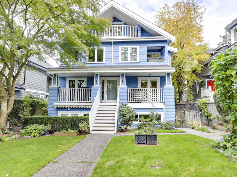 63 W 13th Avenue, Vancouver BC V5Y 1V5