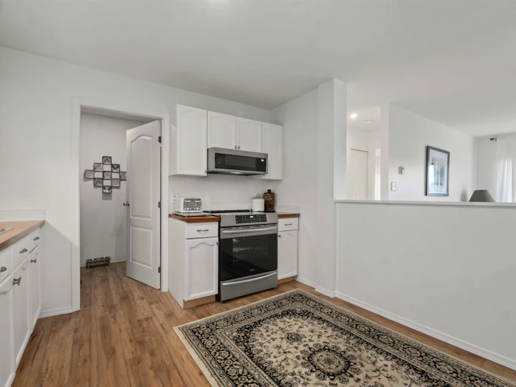 324-33175 Old Yale Road, Abbotsford, BC, V2S 2J4 - 10