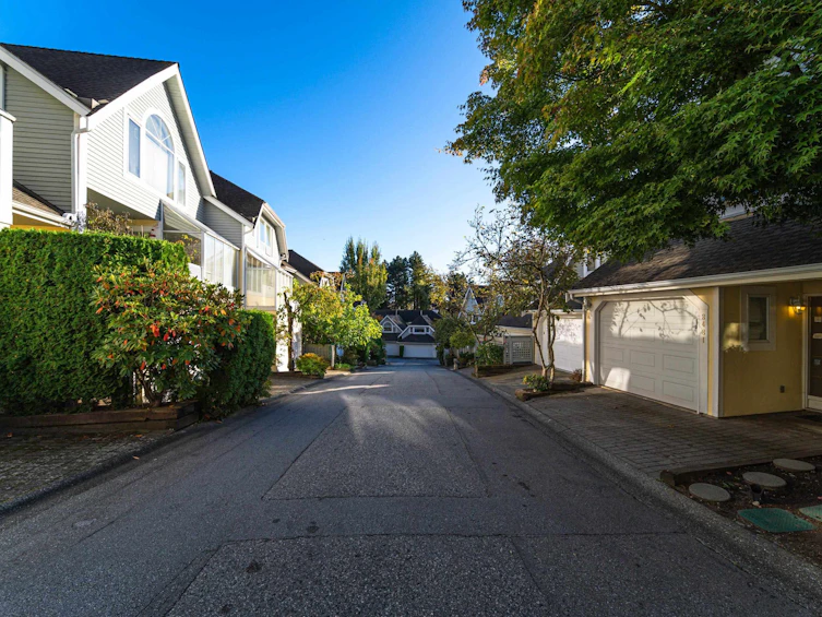 8481 Portside Court, Vancouver, BC, V5P 4V4 - 36