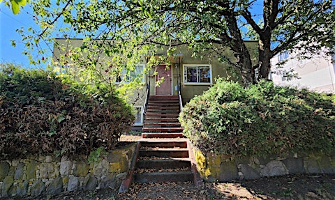 1121 Hamilton Street, New Westminster, BC, V3M 2M8