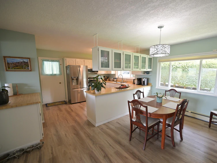 12873 Dogwood Drive, Pender Harbour Egmont, BC, V0N 2H1 - 4