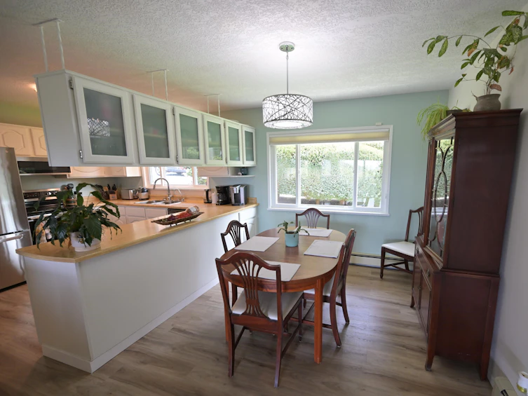 12873 Dogwood Drive, Pender Harbour Egmont, BC, V0N 2H1 - 6