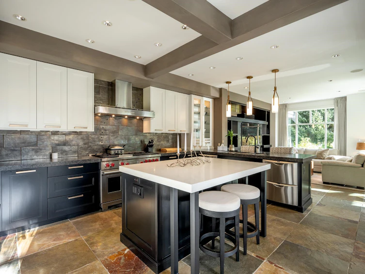 8380 Glen Abbey Lane, Whistler, BC, V8E 1J7 - 8