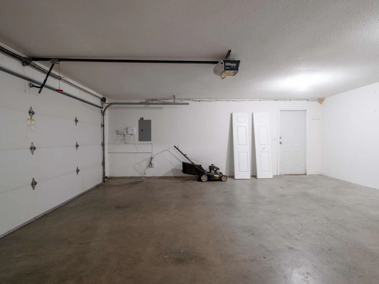 32954 Phelps Avenue, Mission, BC, V2V 7R1 - 34