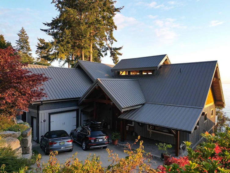 3387 Beach Avenue, Roberts Creek, BC, V0N 2W2 - 2