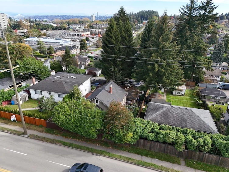 112 Tenth Avenue, New Westminster, BC, V3L 2B1 - 38