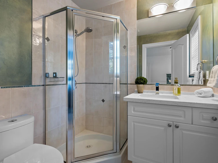 3229 143 Street, Surrey, BC, V4P 3M2 - 22
