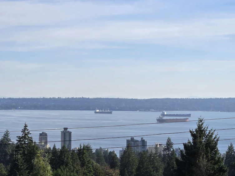 1835 Rosebery Avenue, West Vancouver, BC, V7V 2Z5 - 2