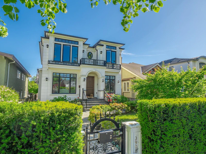 3908 W 17th Avenue, Vancouver BC V6S 1A5