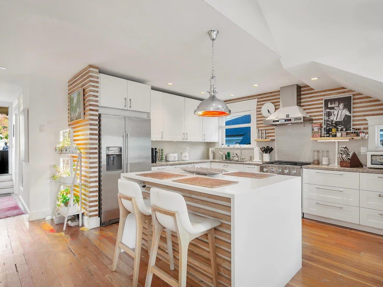 153 W 19th Avenue, Vancouver, BC, V5Y 2B5 - 9