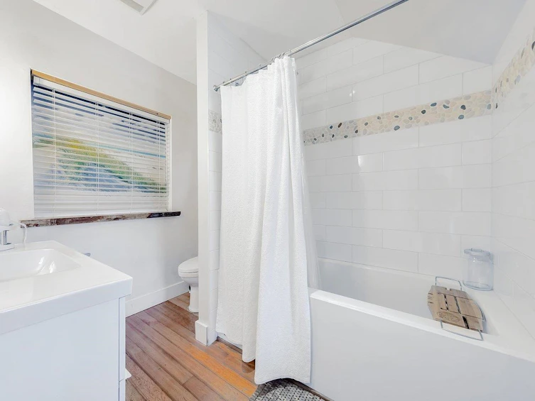 153 W 19th Avenue, Vancouver, BC, V5Y 2B5 - 17