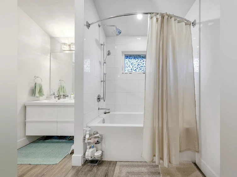 153 W 19th Avenue, Vancouver, BC, V5Y 2B5 - 31