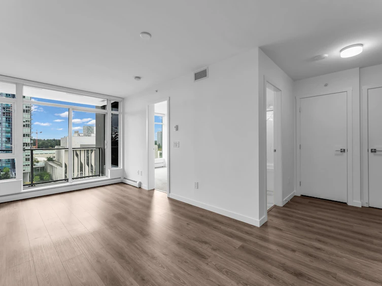 809-13350 Central Avenue, Surrey, BC, V3T 0S1 - 6