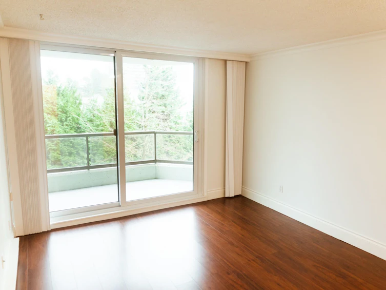 404-4353 Halifax Street, Burnaby, BC, V5C 5Z4 - 5
