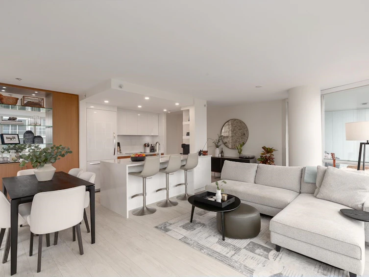 1501-193 Aquarius Mews, Vancouver, BC, V6Z 2Z2 - 4