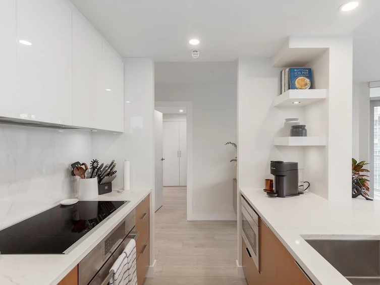 1501-193 Aquarius Mews, Vancouver, BC, V6Z 2Z2 - 11