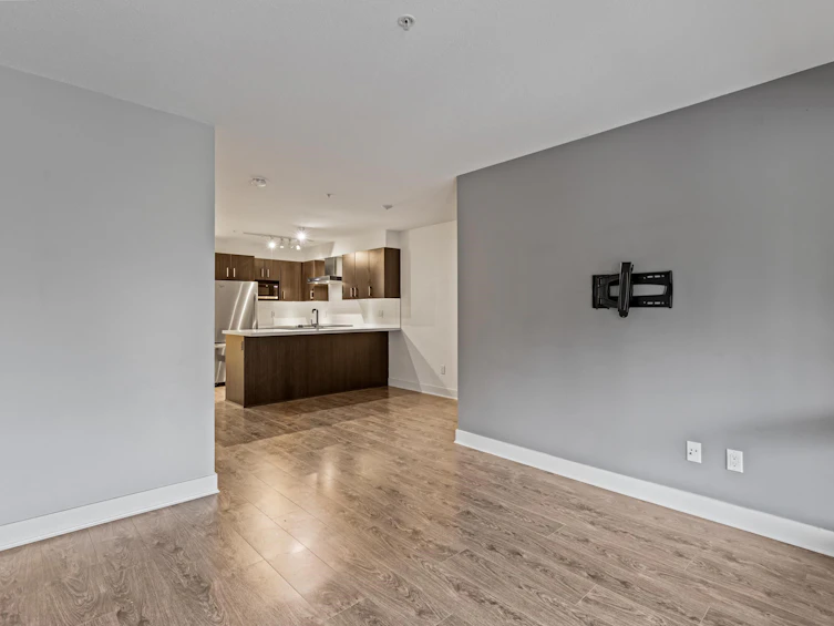 409-500 Royal Avenue, New Westminster, BC, V3L 0G5 - 4