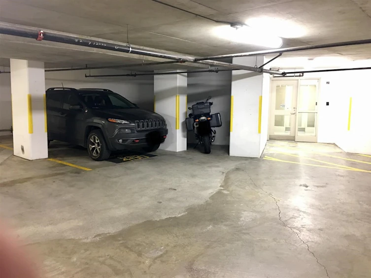 400-1200 Pacific Boulevard, Vancouver, BC, V6Z 2Y0 - 3