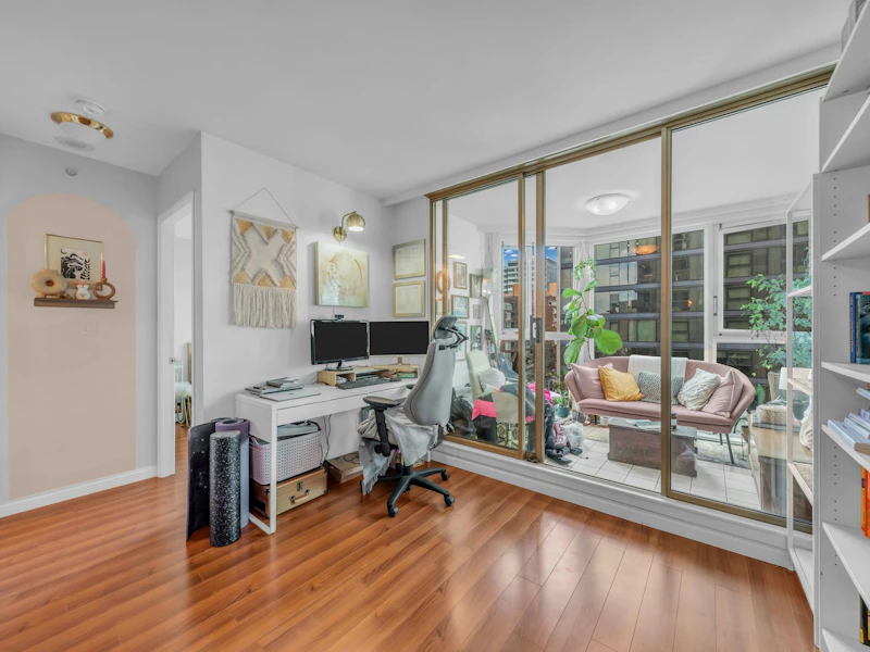 805 - 888 Pacific Street, Vancouver BC V6Z 2S6