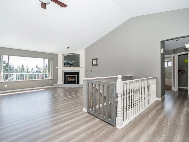 32616 Fleming Avenue, Mission, BC, V2V 2G9 - 2