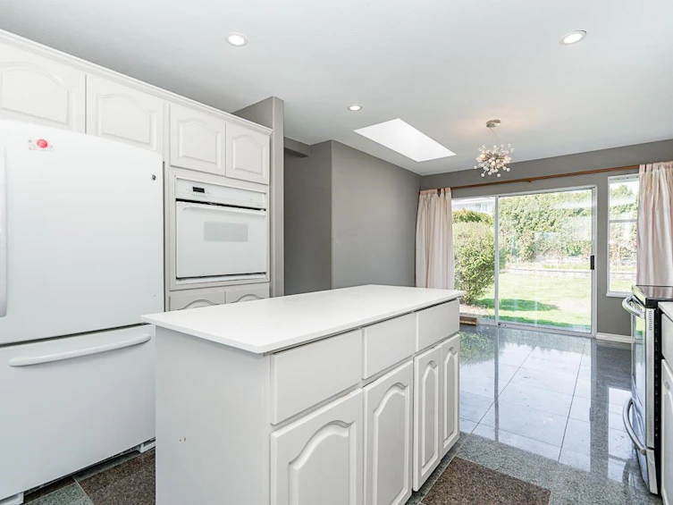 32616 Fleming Avenue, Mission, BC, V2V 2G9 - 10