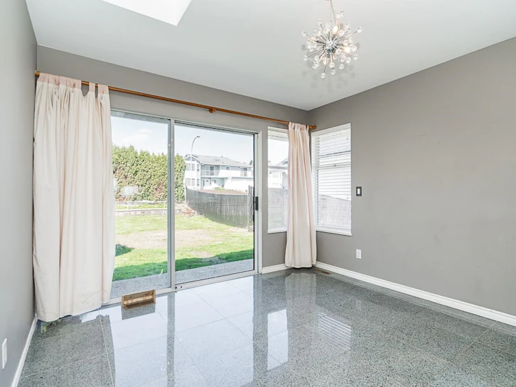 32616 Fleming Avenue, Mission, BC, V2V 2G9 - 12