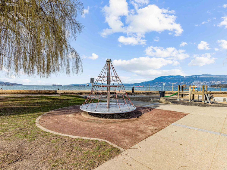 1937 Creelman Avenue, Vancouver, BC, V6J 1B8 - 29