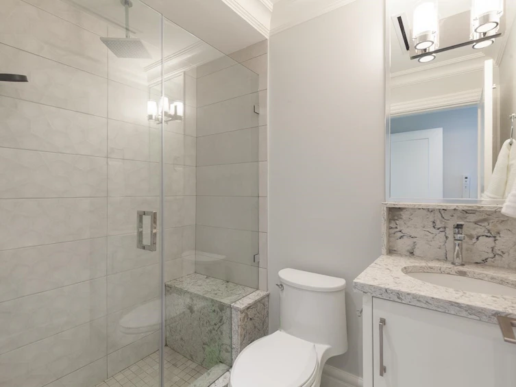 2585 W 2nd Avenue, Vancouver, BC, V6K 1J7 - 21