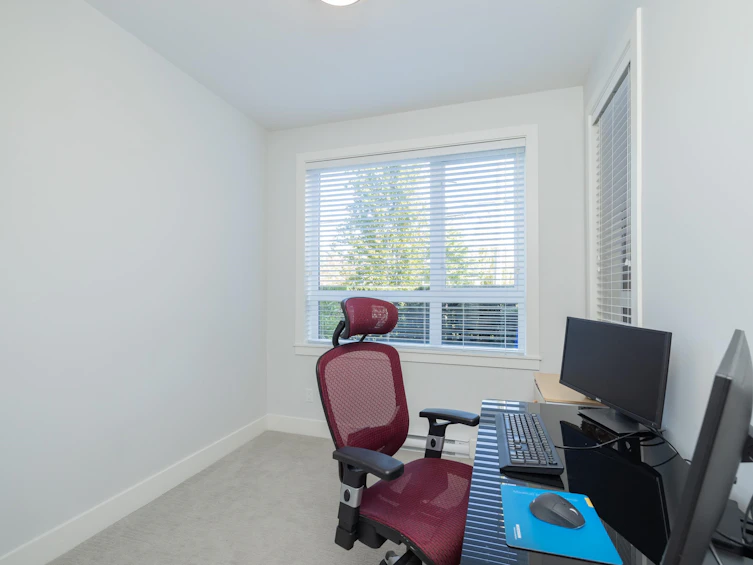 102-2960 151 Street, Surrey, BC, V4P 0G3 - 11