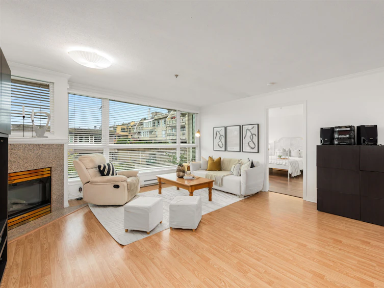304-1318 West 6th Avenue, Vancouver, BC, V6H 1A7 - 2