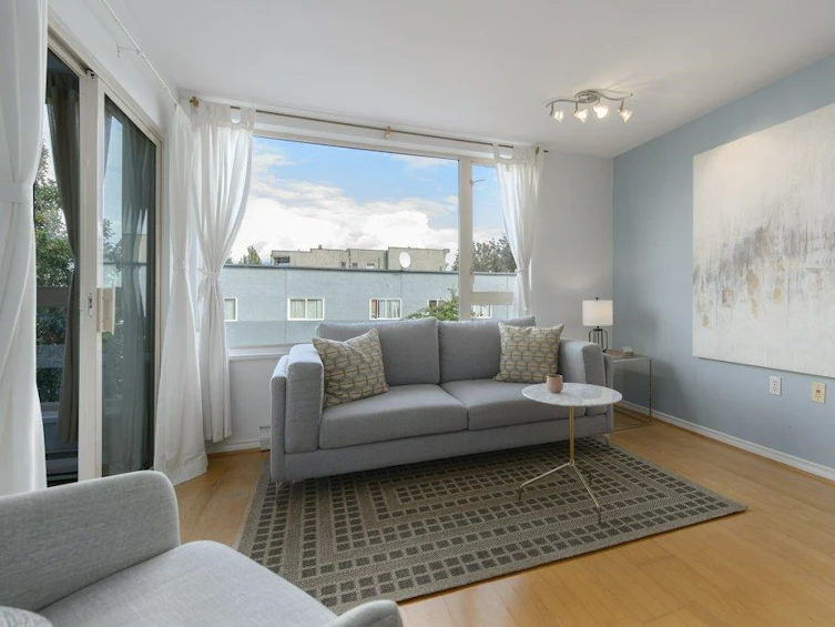 302-1688 East 4th Avenue, Vancouver, BC, V5N 1J8 - 2