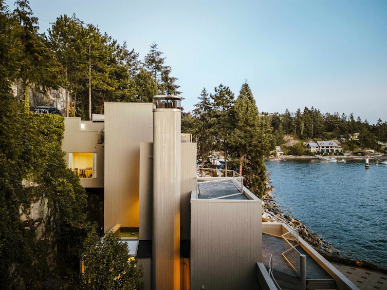 5934 Marine Drive, West Vancouver, BC, V7W 2S2 - 4