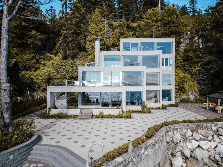 5934 Marine Drive, West Vancouver, BC, V7W 2S2 - 5