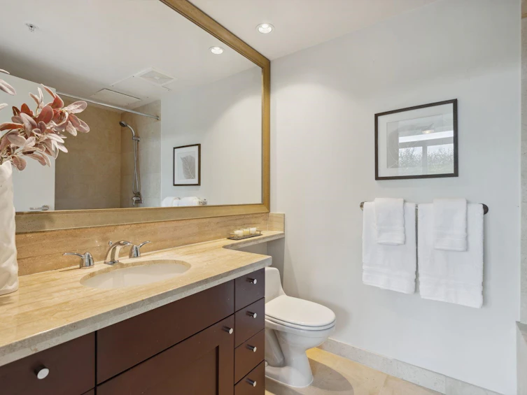 1459 W Hastings Street, Vancouver, BC, V6G 3J9 - 16