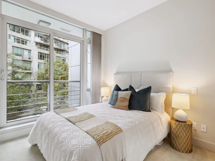 1459 W Hastings Street, Vancouver, BC, V6G 3J9 - 17