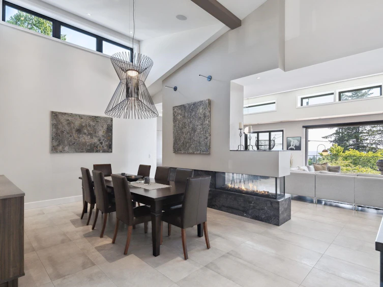 207 Carisbrooke Crescent, North Vancouver, BC, V7N 2S2 - 6
