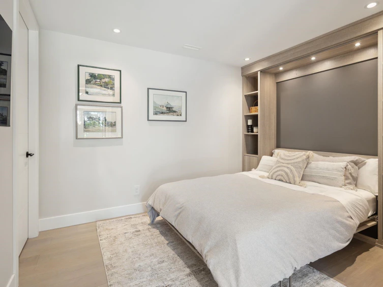 207 Carisbrooke Crescent, North Vancouver, BC, V7N 2S2 - 26