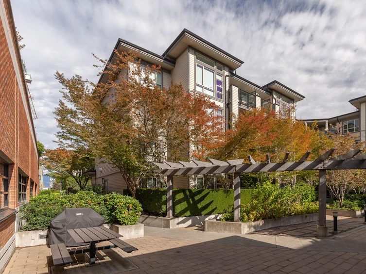 102-738 East 29th Avenue, Vancouver, BC, V5V 0B6 - 21