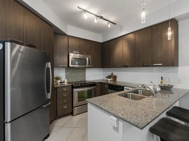 219-15956 86a, Surrey, BC, V4N 6N8 - 9