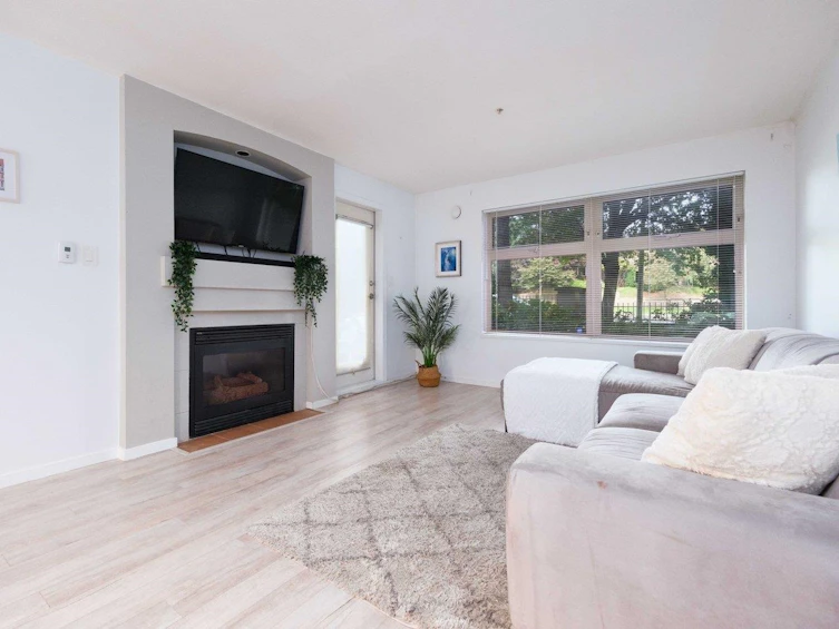 107-15210 Guildford Drive, Surrey, BC, V3R 0X7 - 4